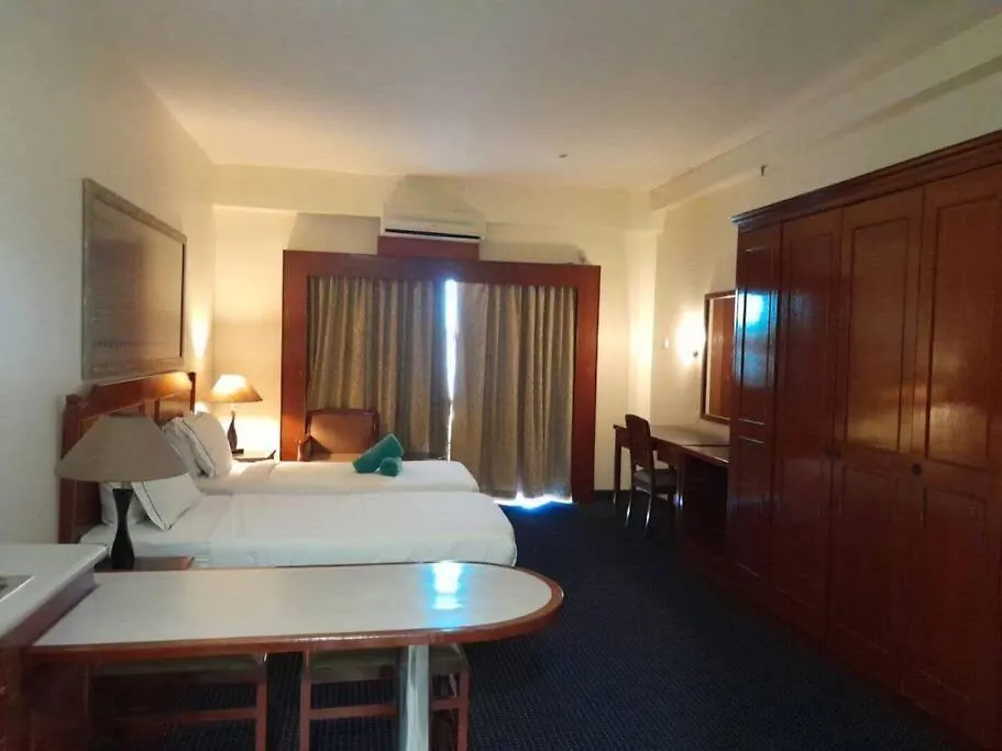 Rainbow Paradise Homestay @ Tanjung Bungah By Landmark Appartement
